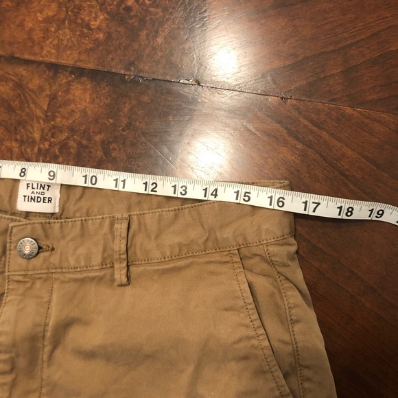 Flint and Tinder 365 Shorts - Khaki - 33W - Excellent condition - Picture 4 of 6